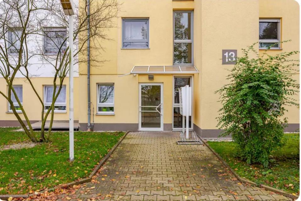 Moderne Einraumwohnung In Leipzig Mit Netflix Zugang Esterno foto