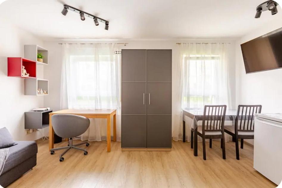 Moderne Einraumwohnung In Leipzig Mit Netflix Zugang Esterno foto